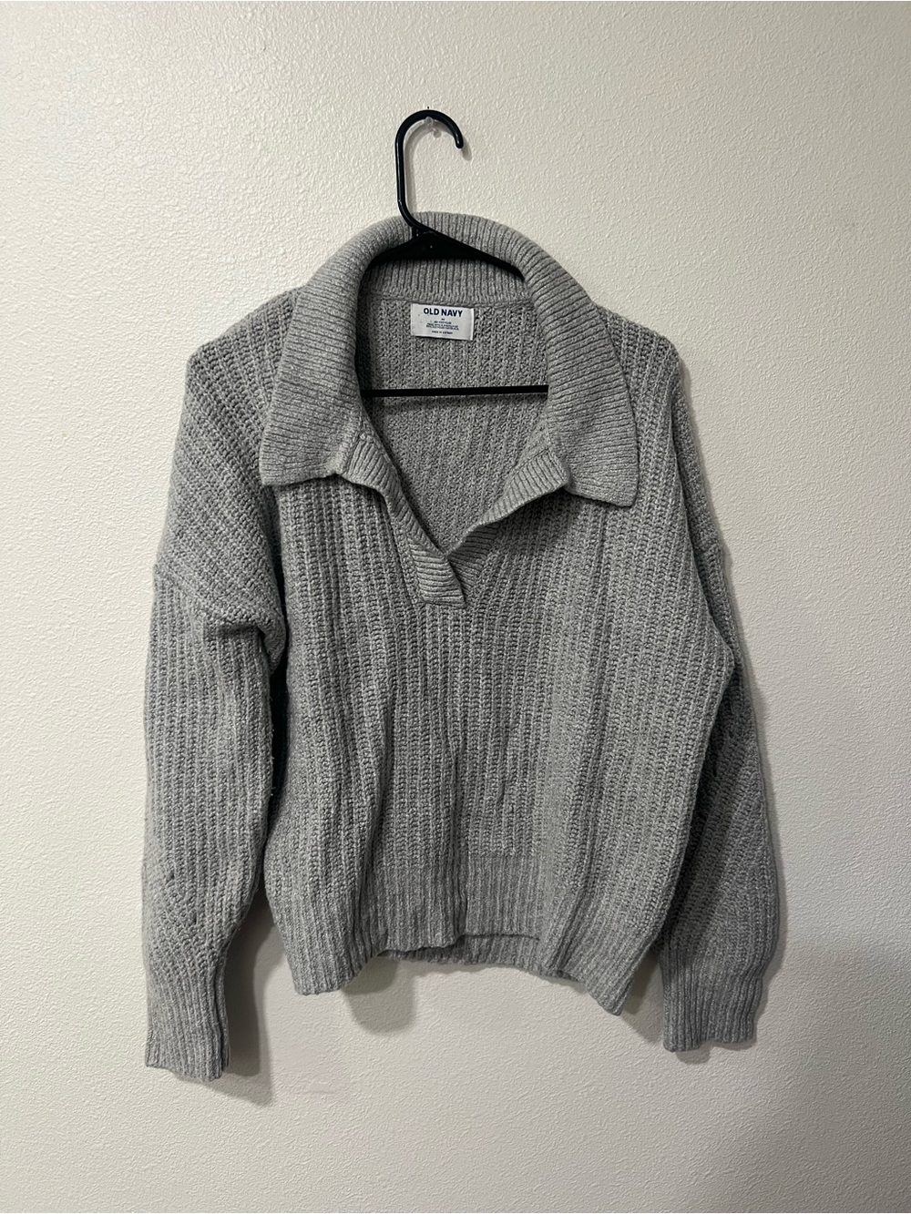 Old Navy Light Gray Ribbed Collared Pullover Sweater